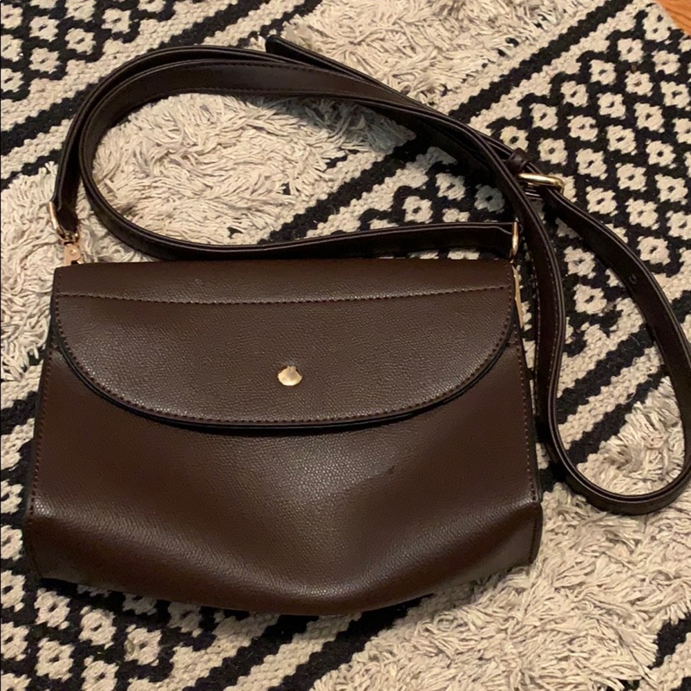 brown shoulder purse!